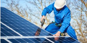 Installation Maintenance Panneaux Solaires Photovoltaïques à Alboussiere